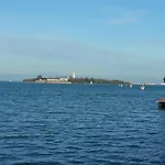 Villamamaeli *