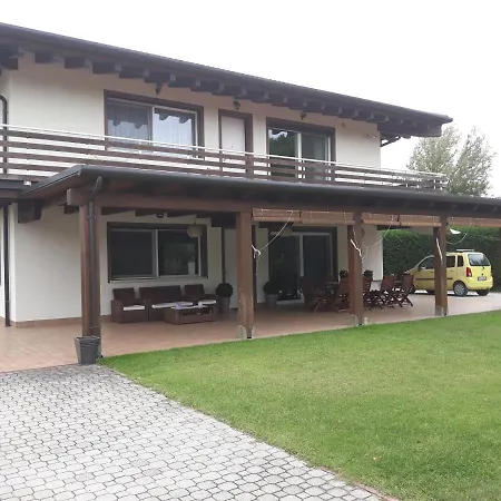 Villamamaeli Διαμέρισμα *