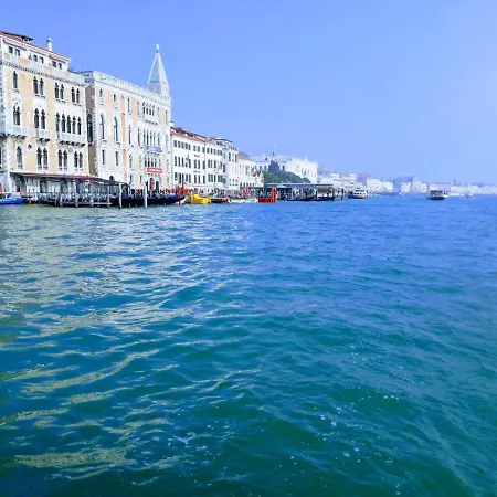 Villamamaeli Apartment Lido di Venezia